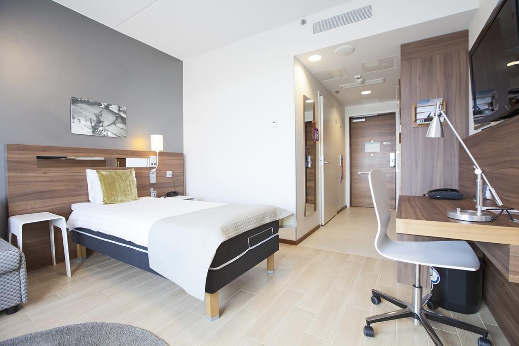 Vierumaeki Resort Hotel ラハティ エクステリア 写真